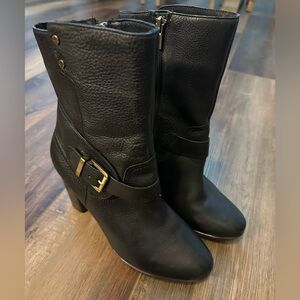 Clarks Lida Sayer Size 10 Black Genuine, Pebble Leather Ankle Boot, Barely‎ Used